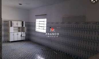 Imagem 2: Casa com 3 dormitórios à venda, 172 m² por R$ 820.000,00 - Centro - Vinhedo/SP