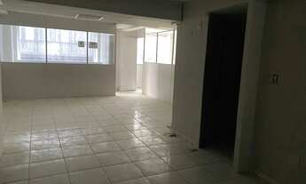 Imagem 2: A sobreloja para aluguel tem 150 metros quadrados em Centro - Rio de Janeiro - RJ