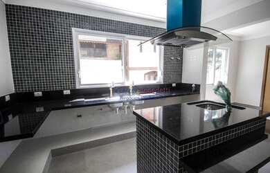 Imagem 5: Casa em Condomínio para Venda em Barueri, Tamboré, 5 dormitórios, 5 suítes, 6 banheiros