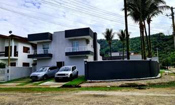 Imagem 4: Casa de condomínio para aluguel com 200 metros quadrados com 4 quartos R$2.000,00 Diária