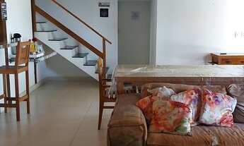 Imagem 5: Casa para venda possui 350 metros quadrados com 5 quartos