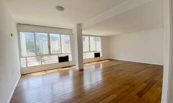 Imagem 2: Apartamento para venda com 114 metros quadrados com 2 quartos em Copacabana - Rio de Janei