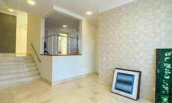 Imagem 7: Casa no Tamboré 10 com 4 suítes, living em pé direito duplo, sauna e piscina em 542m² R$ 7