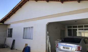 Imagem 2: Casa de Rua - Casa 4 quartos, sendo 1 suíte