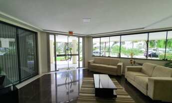 Imagem 2: Apartamento para aluguel anual com 3 suites mais dependência de empregada a 250 metros do