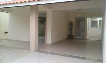 Imagem 7: Casa para venda tem 236 metros quadrados com 4 quartos em Centro - Alagoinhas - BA