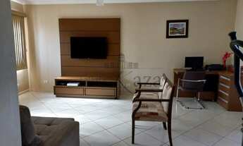 Imagem 4: Casa - Vila Branca - 3 Dormitórios - 297m²