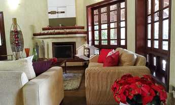 Imagem 2: Casa de condomínio para venda com 568 metros quadrados com 4 quartos