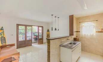 Imagem 3: Casa à Venda - Badu, 6 Quartos, 300 m2