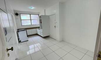 Imagem 6: Apartamento para aluguel e venda tem 132 metros quadrados com 3 quartos em Moema - São Pau