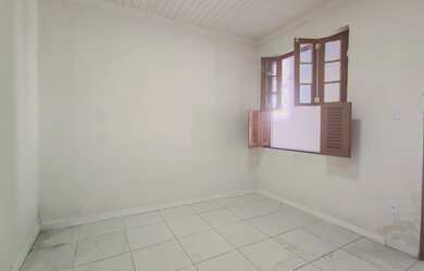 Imagem 5: Alugo casa com área de 700m² entre casa e terreno, 4 quartos em Cidade Velha - Belém - PA