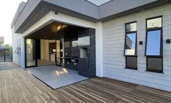 Imagem 3: Casa de condomínio para venda possui 161 metros quadrados com 3 quartos