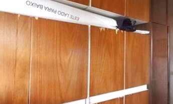 Imagem 7: Apartamento com 3 dormitórios sendo 1 suíte, dependência completa, 1 vaga demarcada, à ven