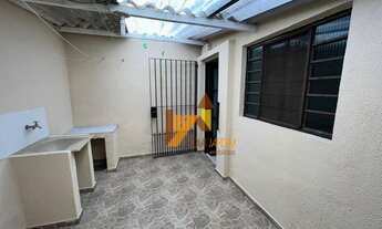 Imagem 6: Casa com 2 dormitórios para alugar, 96 m² por R$ 1.660,00/mês - Vila Luzita - Santo André