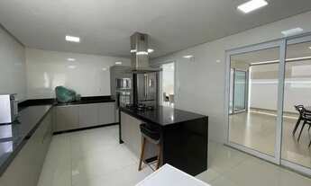 Imagem 7: Casa de condomínio sobrado para aluguel e venda tem 350 metros quadrados com 4 quartos