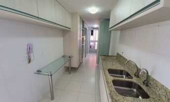 Imagem 4: Apartamento com 03 suites e varanda ampla no Residencial Bellagio