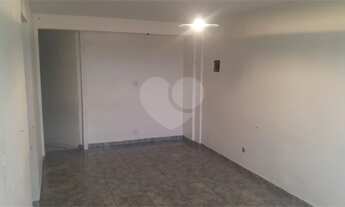 Imagem 2: Apartamento térreo 2 quartos em Penha Circular [VP