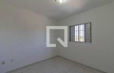 Imagem 2: Casa para Aluguel - Macedo, 1 Quarto, 39 m2