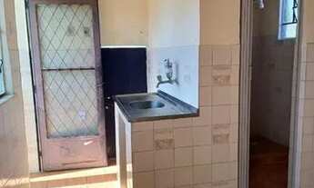 Imagem 3: Alugo Quitineti Água e Luz incluído