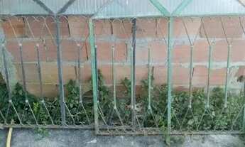 Imagem: São três janelas colonial e dóis vitro