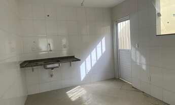 Imagem 4: Casa duplex frente de rua com garagem