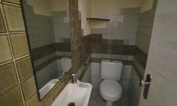 Imagem 3: CASA PAVIMENTO TÉRREO, 165M², 3 SALÕES E TERRAÇO EM "L" PARA COMÉRCIO NOS AFLITO