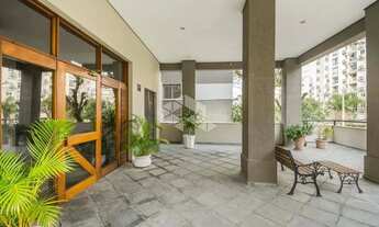 Imagem 6: Apartamento de 2 dormitórios sendo 2 suítes, vaga de garagem no Petrópolis