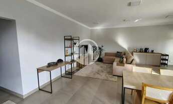 Imagem: Casa à venda com 3 dormitórios (sendo