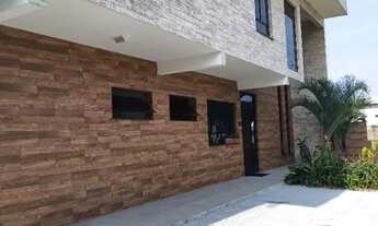 Imagem 3: Casa Moderna e Luxuosa à Venda em Ubatuba!