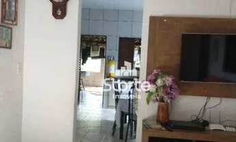 Imagem 6: Casas simples em um terreno de 360 m² à venda por R$ 270.000 - Jardim Ipanema - Uberlândia