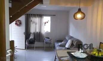 Imagem 3: Casa em Porto Alegre, no bairro Ponta Grossa, com 2 dormitório(s), e 2 banheiros