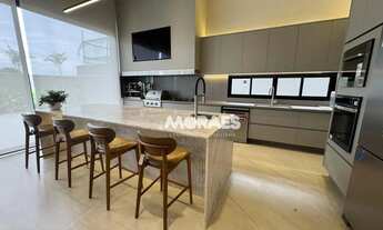 Imagem 5: Casa em Condomínio Fechado com 5 suítes, 528 m² - venda por R$ 4.300.000 - Residencial Vil