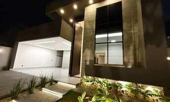 Imagem 2: Térrea para venda possui 245 metros quadrados com 3 quartos em Setor Sudoeste - Goiânia