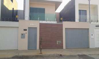 Imagem: Lindo Sobrado para Venda em Montes Claros/MG