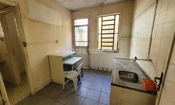 Imagem 5: Casa Residencial com 3 dormitórios no bairro Petrópolis - Porto Alegre/RS