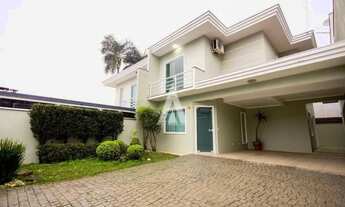 Imagem: Sobrado semimobiliado com 1 suíte e 2 quartos