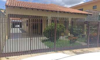 Imagem: Excelente imóvel com terreno inteiro no