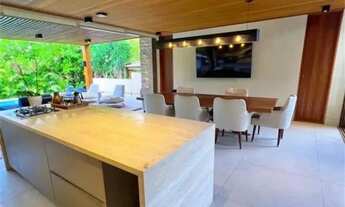 Imagem 3: Vendo exclusiva casa à beira-mar, 500m2, 5 suítes em PRAIA DO FORTE