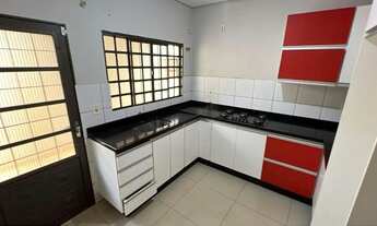 Imagem 6: Casa térrea Rica em Armários