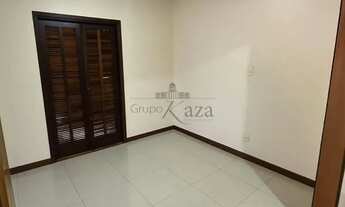 Imagem 3: Oportunidade - Casa Comercial ou Residencial com Edícula - Jardim Santa Maria - Jacareí