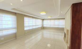 Imagem 5: Apto imenso, 3 suítes com gabinete. 1 por andar