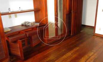 Imagem 4: Ótima Casa linear, perto da Praia, com vista do Costão, da Praia, em Centro de terreno!