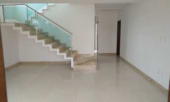 Imagem 3: Casa de condomínio para aluguel e venda possui 200 metros quadrados com 3 quartos