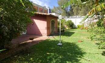 Imagem 2: Casa para aluguel tem 837 metros quadrados com 4 quartos