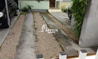 Imagem 2: Apartamento para Venda em Palhoça, Barra do Aririú, 2 dormitórios, 1 banheiro, 1 vaga