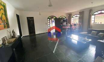 Imagem 3: Casa com 4 quartos à venda, 204 m² por R$ 470.000 - Santa Amélia - Belo Horizonte/MG