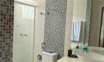 Imagem 7: Casa para venda com 307 metros quadrados com 4 quartos sendo 2 suítes