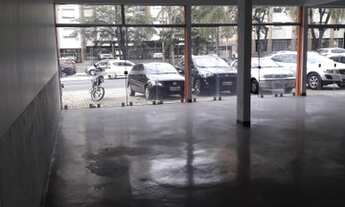 Imagem: Ponto comercial/Loja/Box para aluguel possui