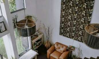 Imagem 4: Casa de condomínio para venda tem 198 metros quadrados com 5 quartos