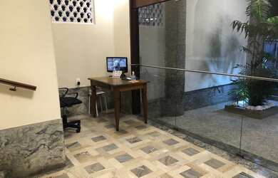 Imagem 2: 3 Quartos com garagem - Gávea